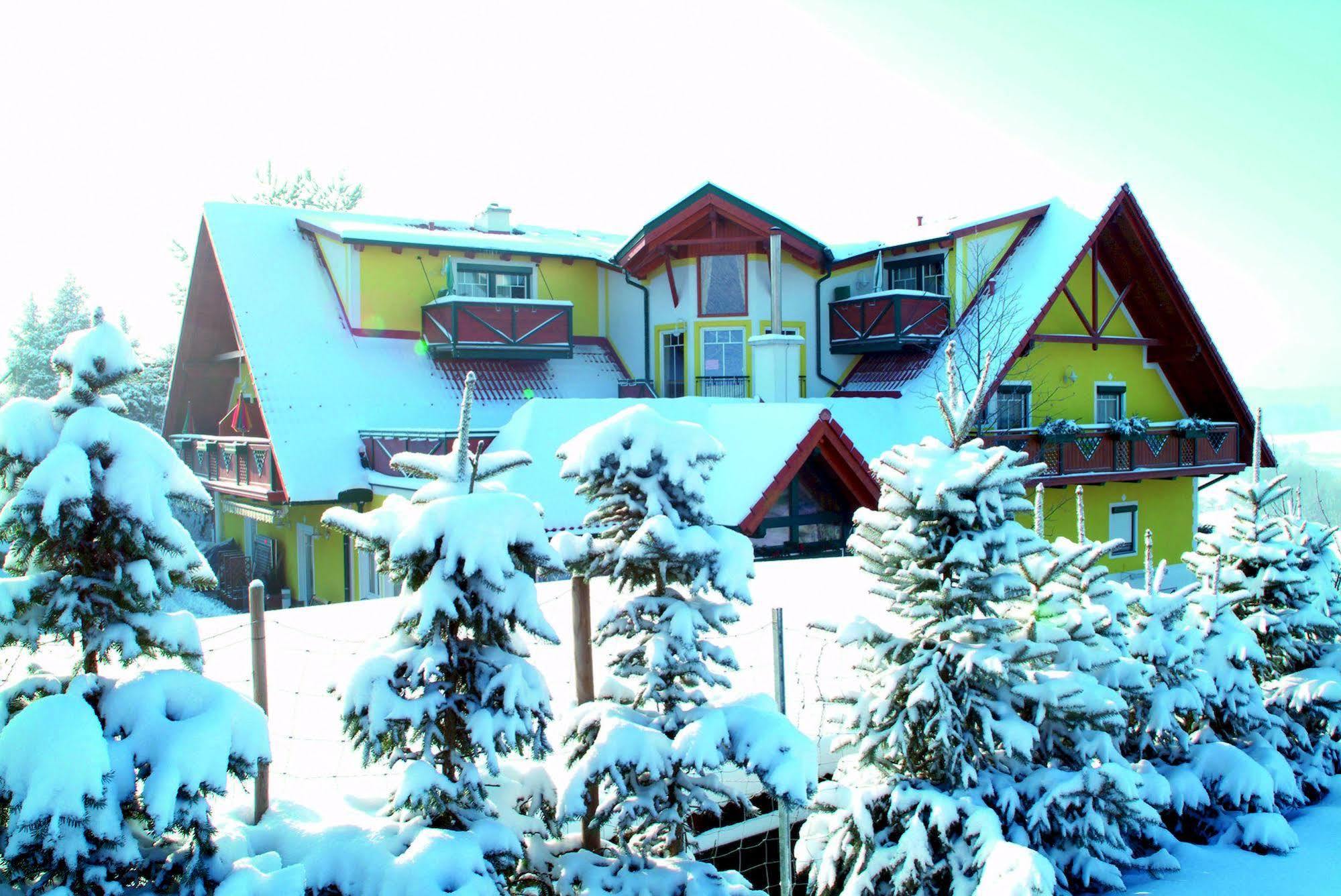 Thermenhof Puchasplus Loipersdorf Еннерсдорф Экстерьер фото